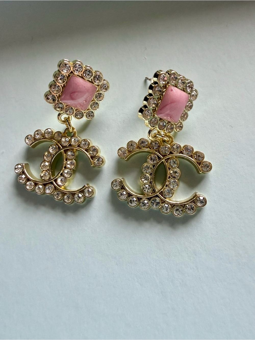 CHANEL 2023 Crystal CC Drop Earrings — Gold, Clear Crystal & Pink Resin